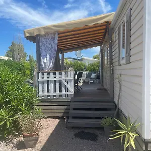 Magic Mobile Montourey, 3 Chambres, 2 Salles De Bain, Piscine Disponible Sur Place Village de vacances Fréjus